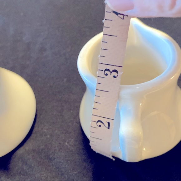 Hall Pottery Vintage Cream or Syrup Pitcher Set of 2 Holds 4 ounces - Picture 6 of 6